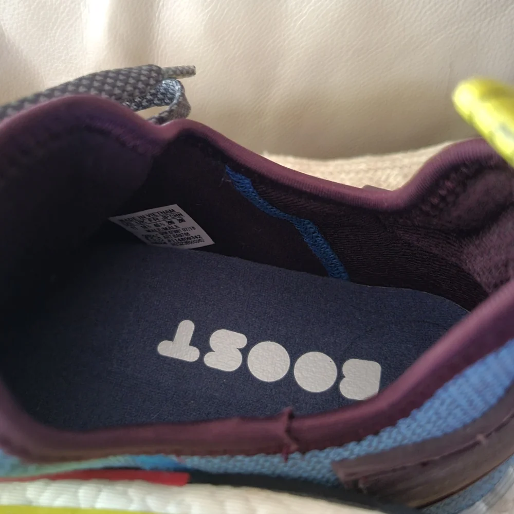 Adidas Men Boost - Picture 3 of 16